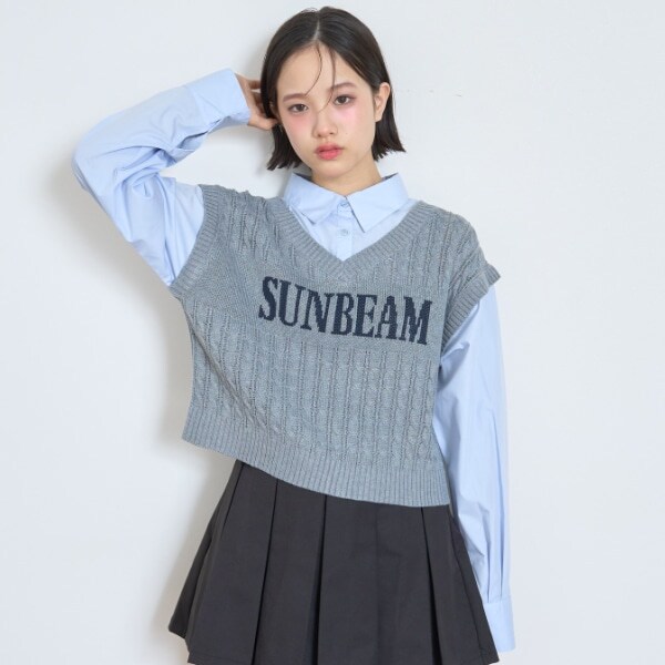 ニットレイヤードブラウス