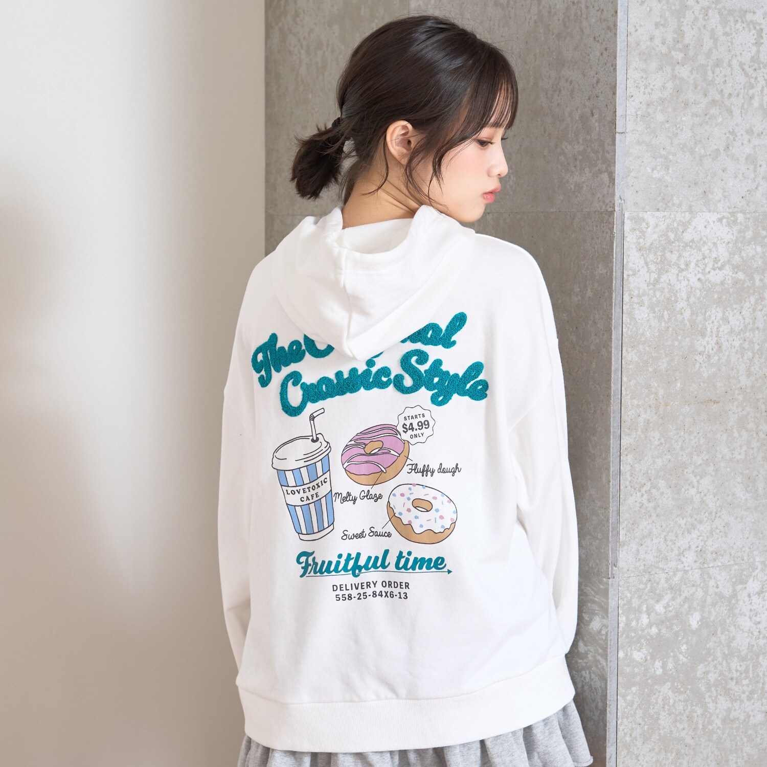 バックサガラルーズパーカ