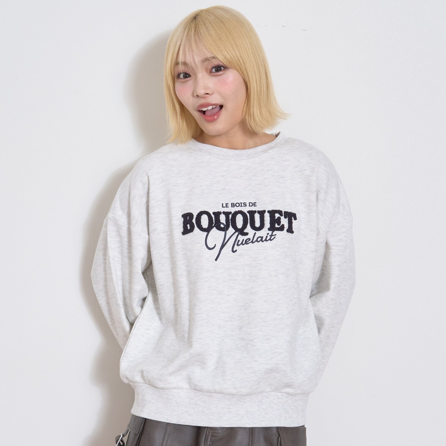 【秒かわトップス】ロゴ刺しゅうベーシックスウェット