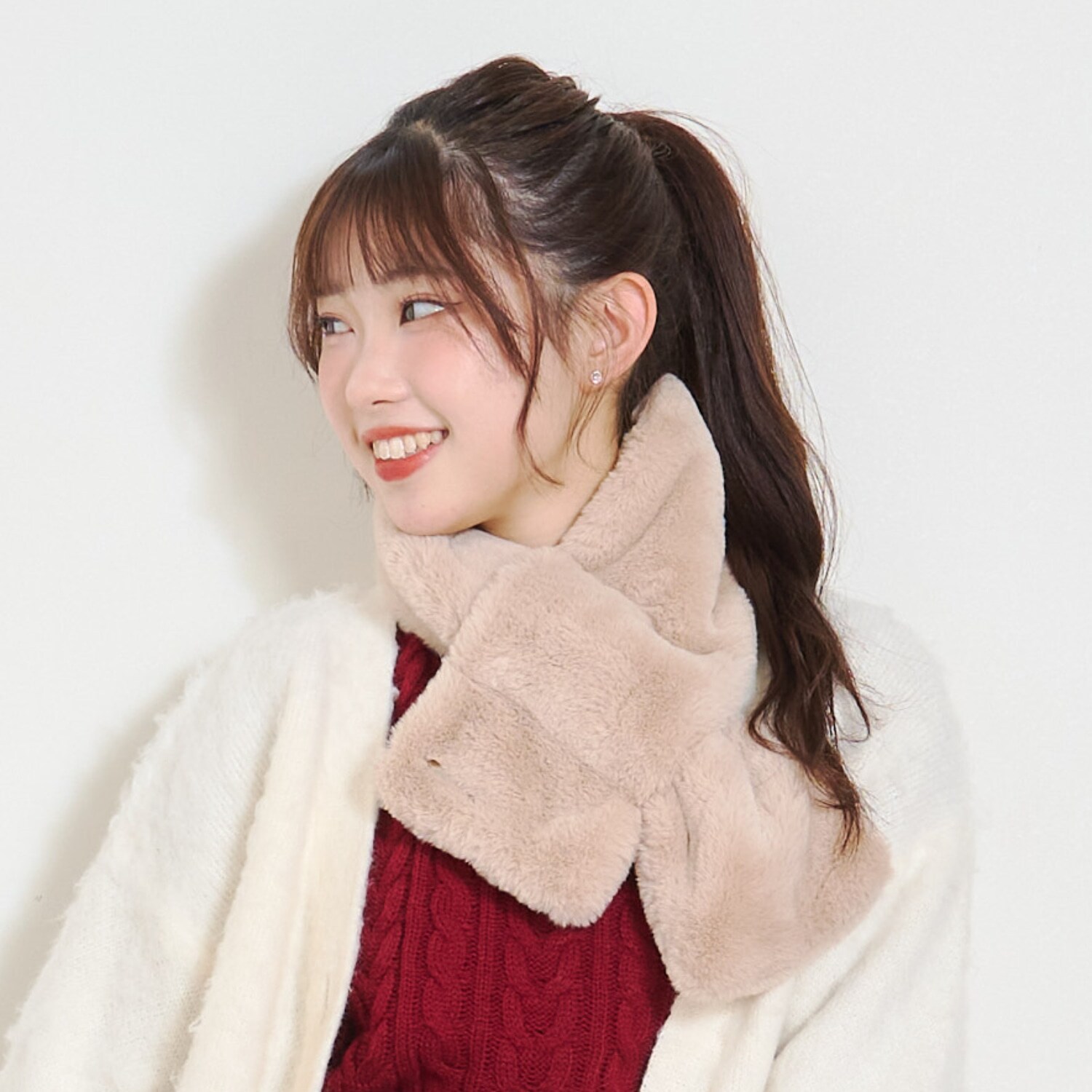 フェイクファーマフラー