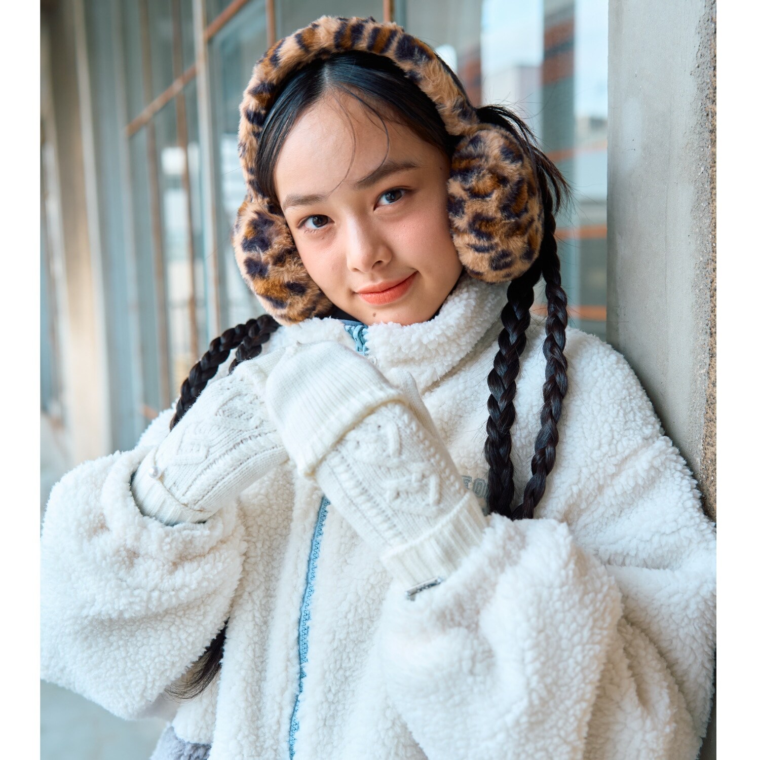 ケーブル編み手袋