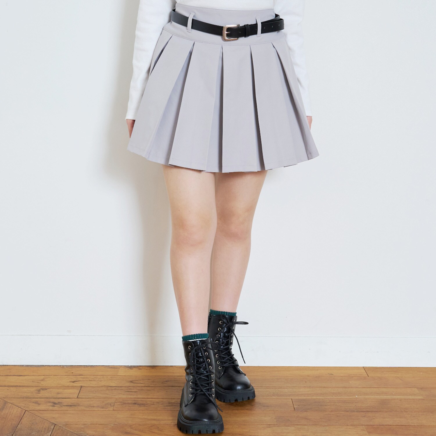 【イージーケア】ベルトつきプリーツスカート