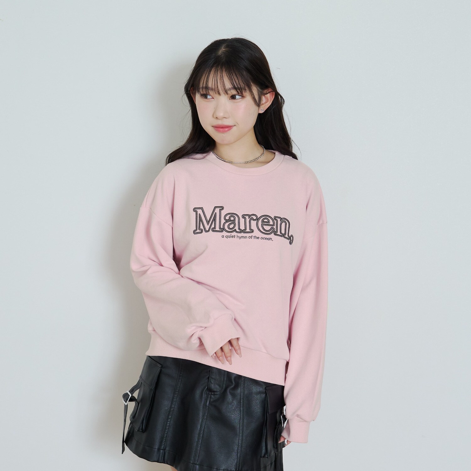 【秒かわトップス】立体ロゴ刺しゅうベーシックトレーナー