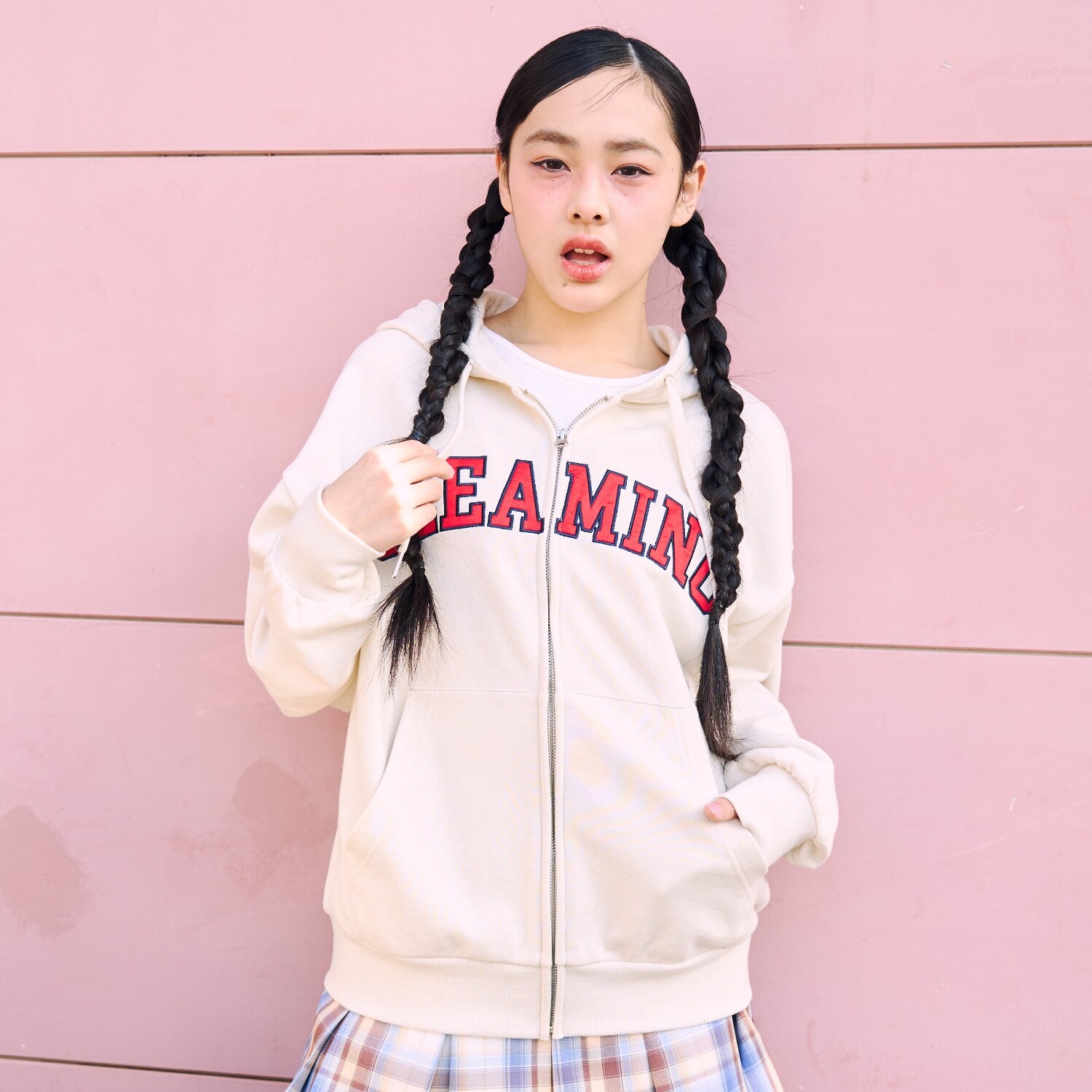 ロゴアップリケルーズジップパーカ