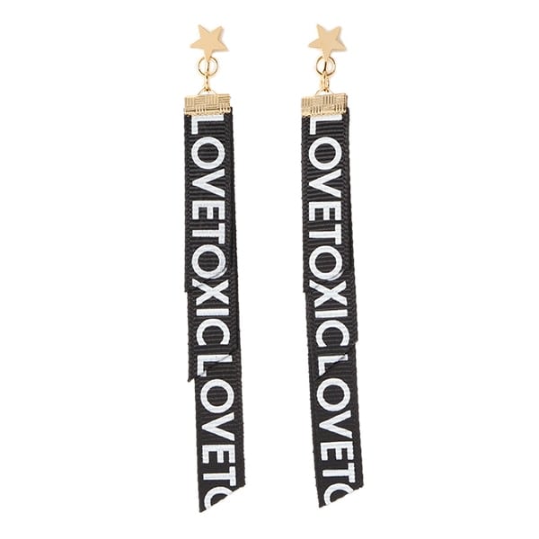 ロングテープイヤリング