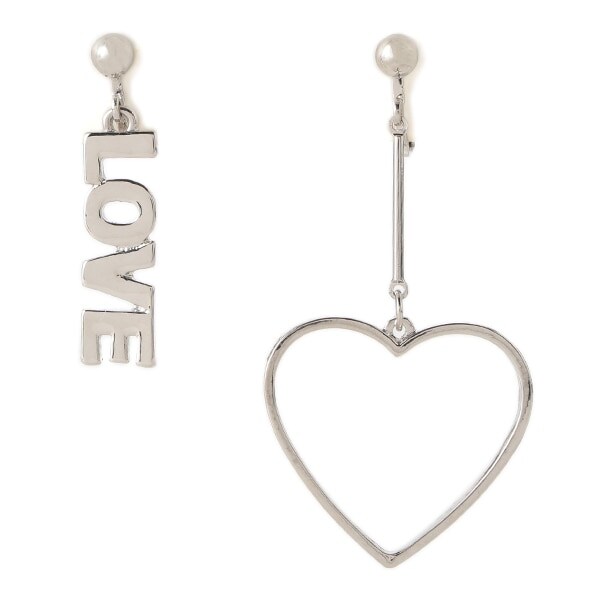 LOVEアシンメトリーイヤリング