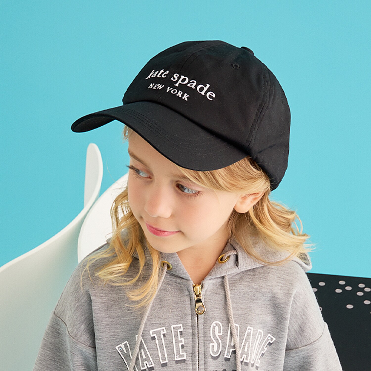 バックボウロゴキャップ