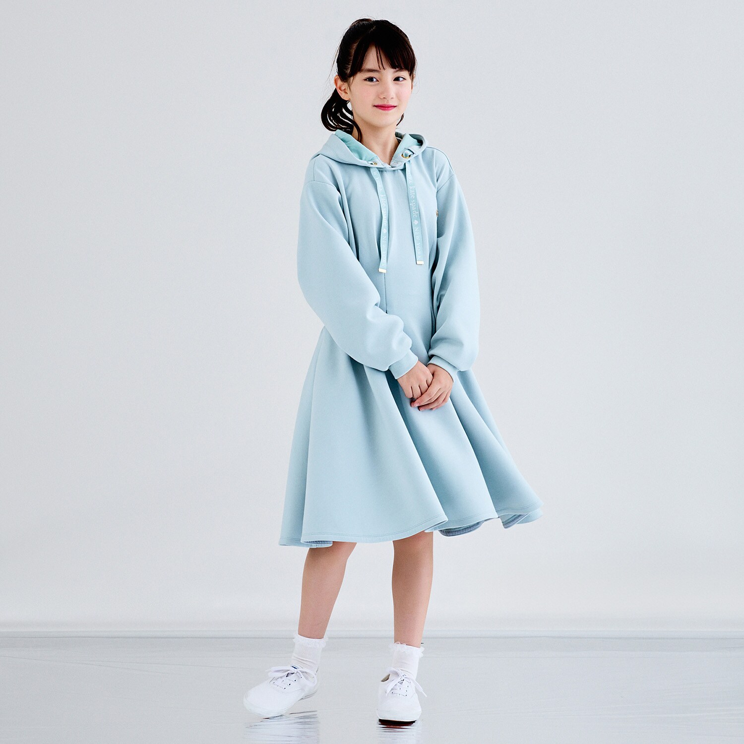 ダンボールニットフードワンピース