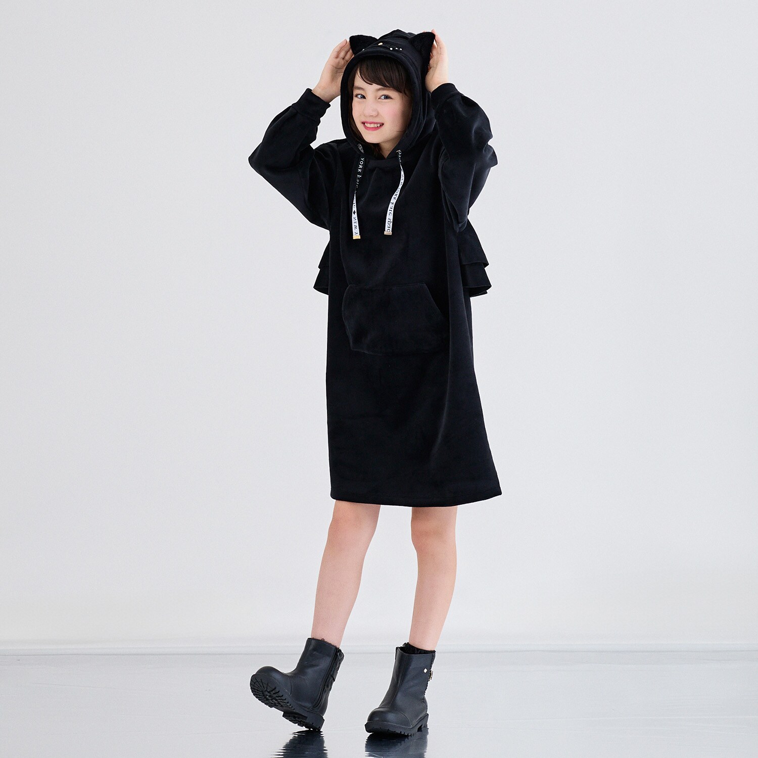 キャットフードベロアワンピース