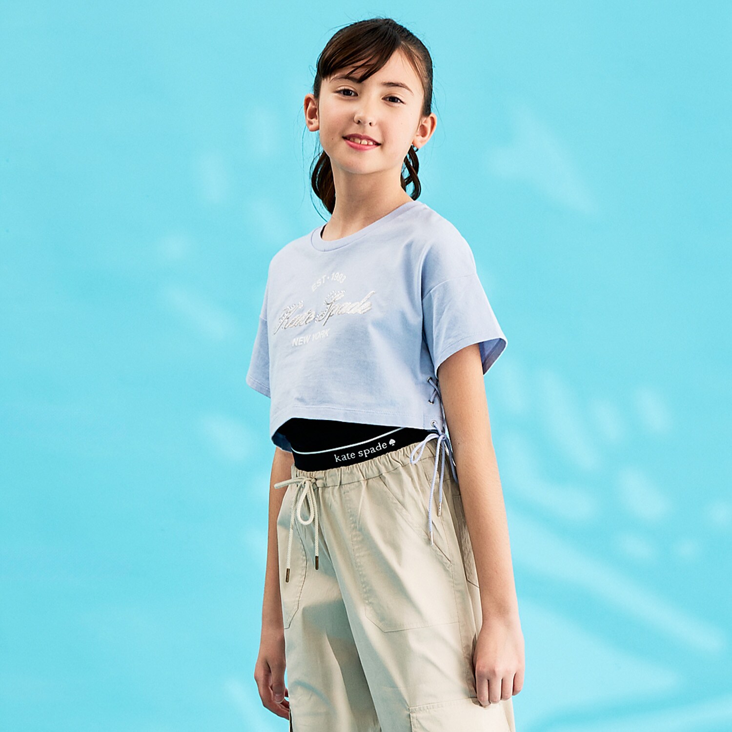 ロゴクロップドTシャツ＆キャミソールセット