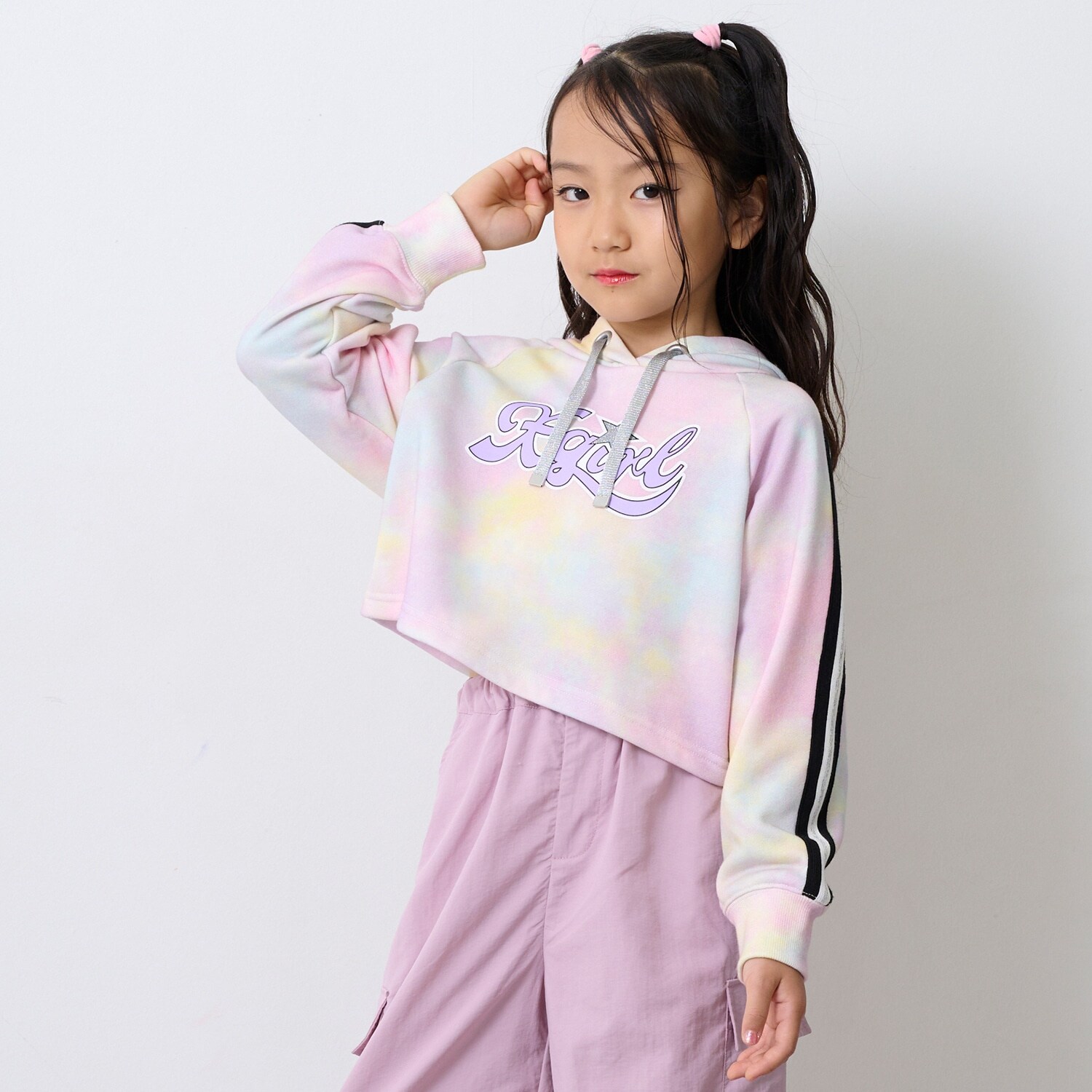 肩ラインロゴプリントパーカー