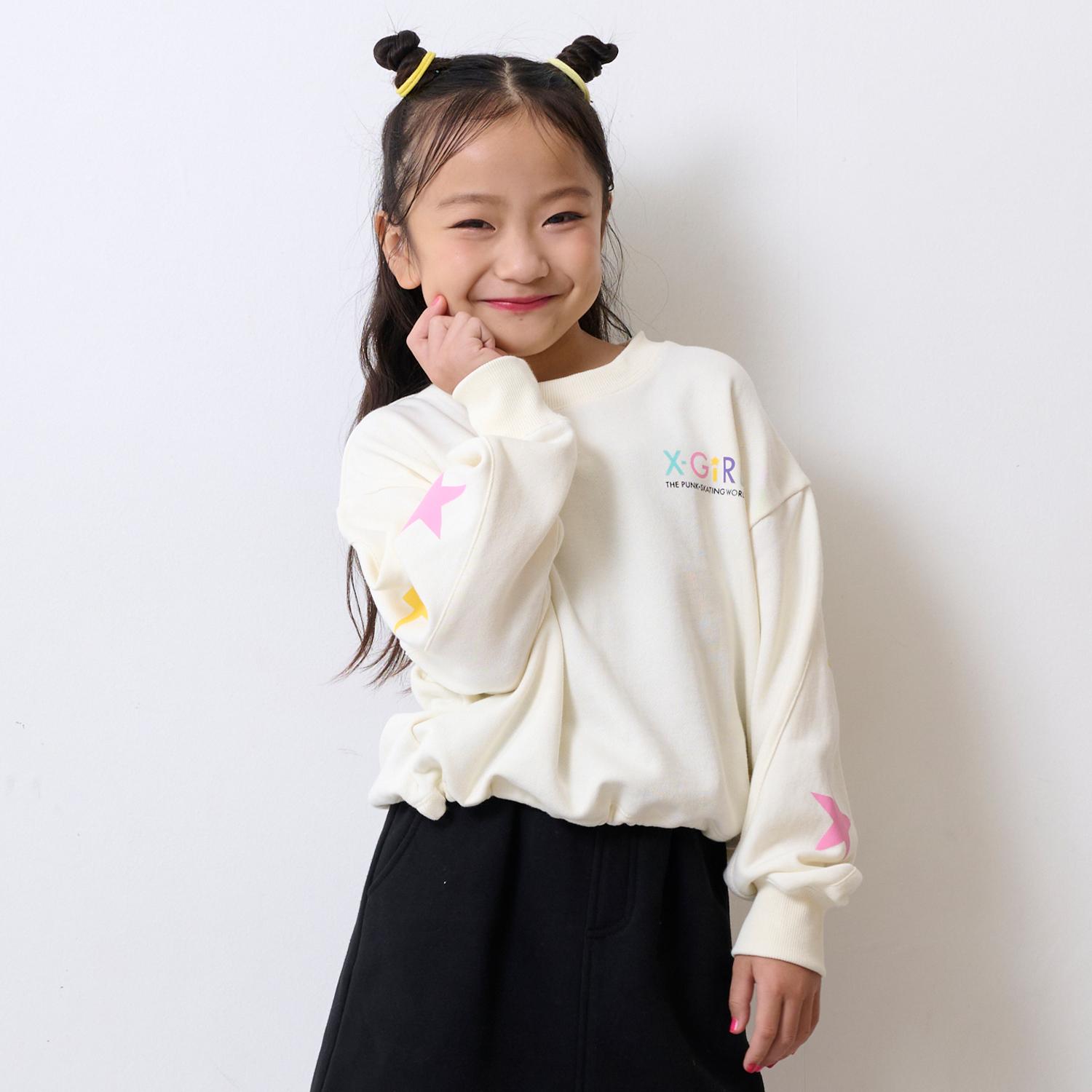 カラフルバックロゴプリント 切替トレーナー