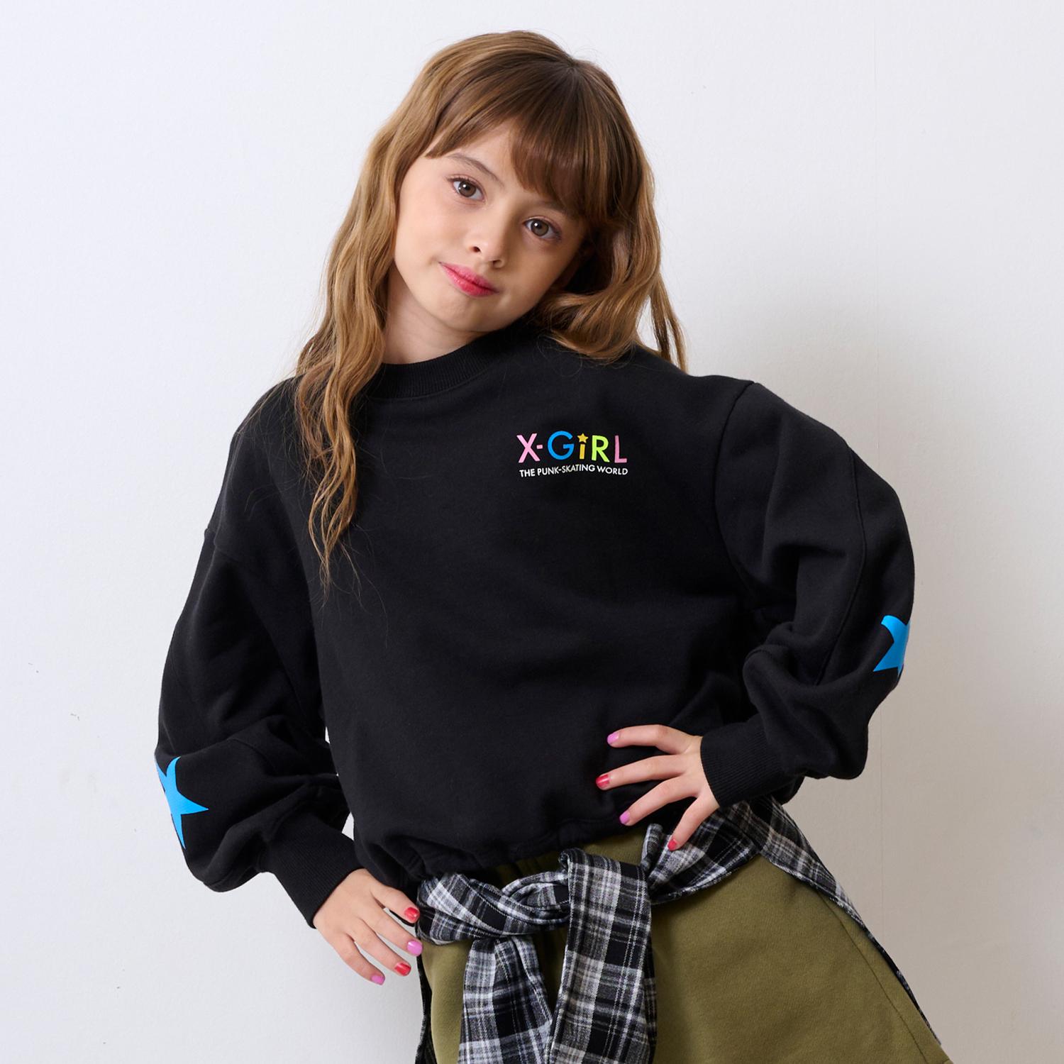 カラフルバックロゴプリント 切替トレーナー