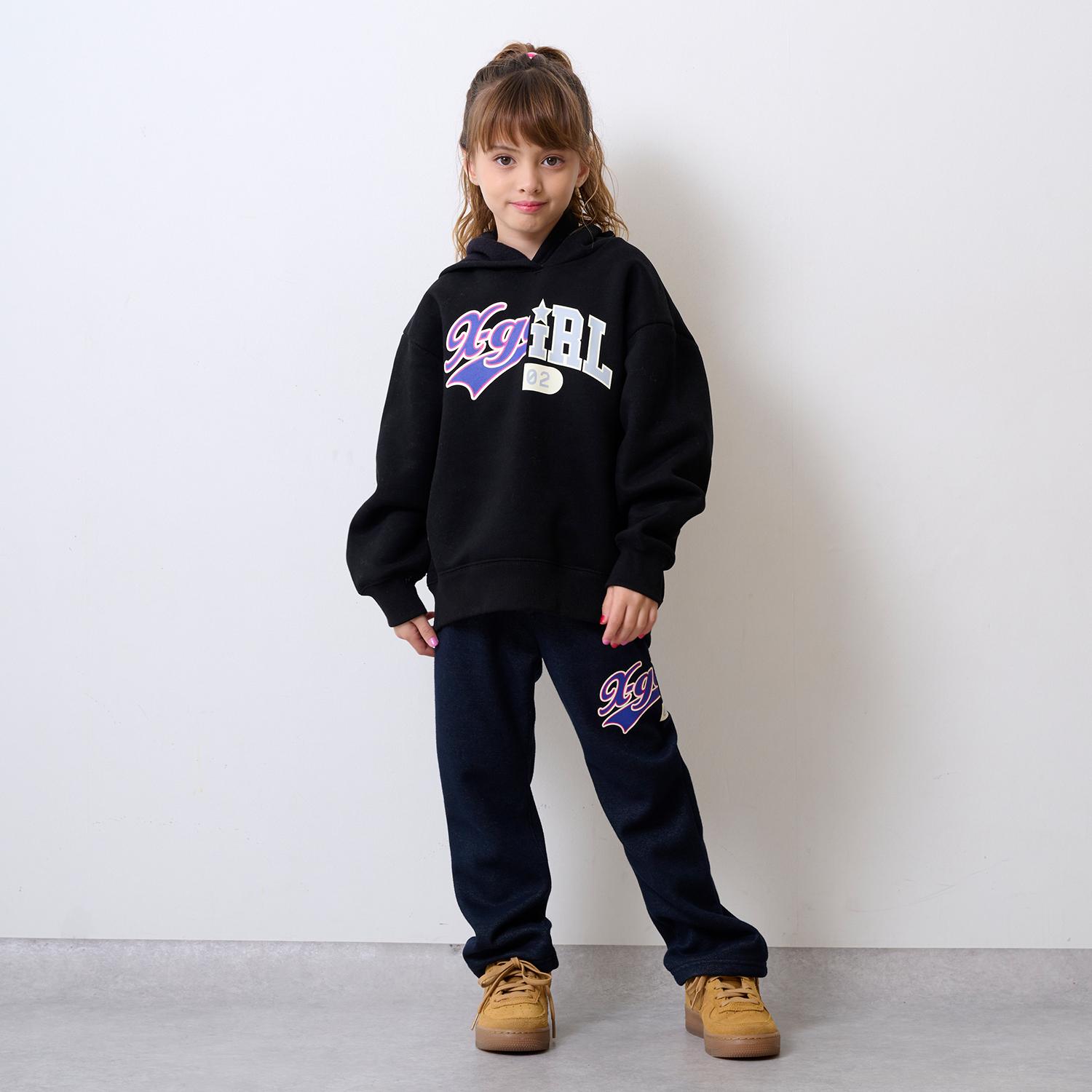 ロゴ裏起毛パーカー+裏起毛カットデニムパンツセット