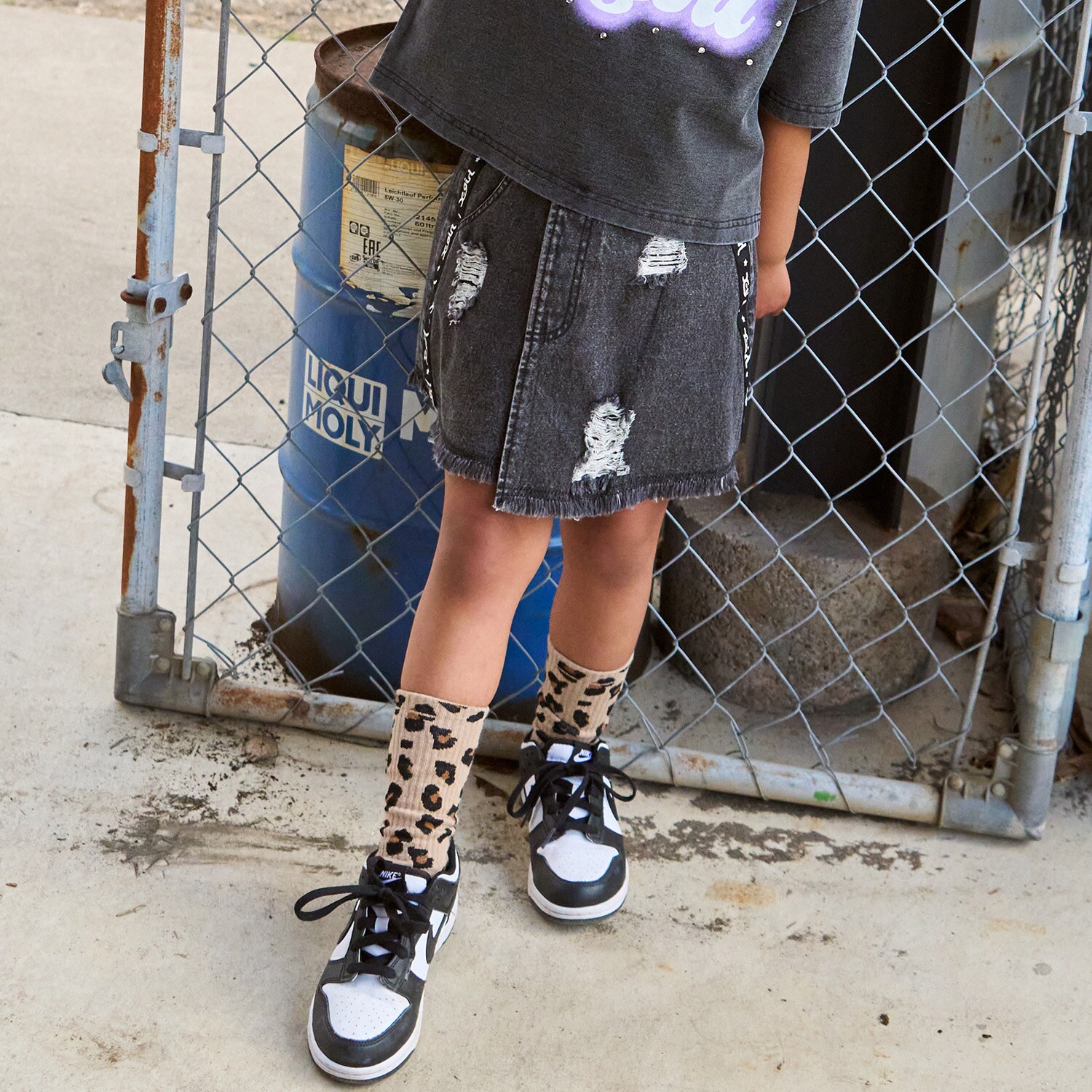 サイドロゴテープ  クラッシュ加工デニムスカート