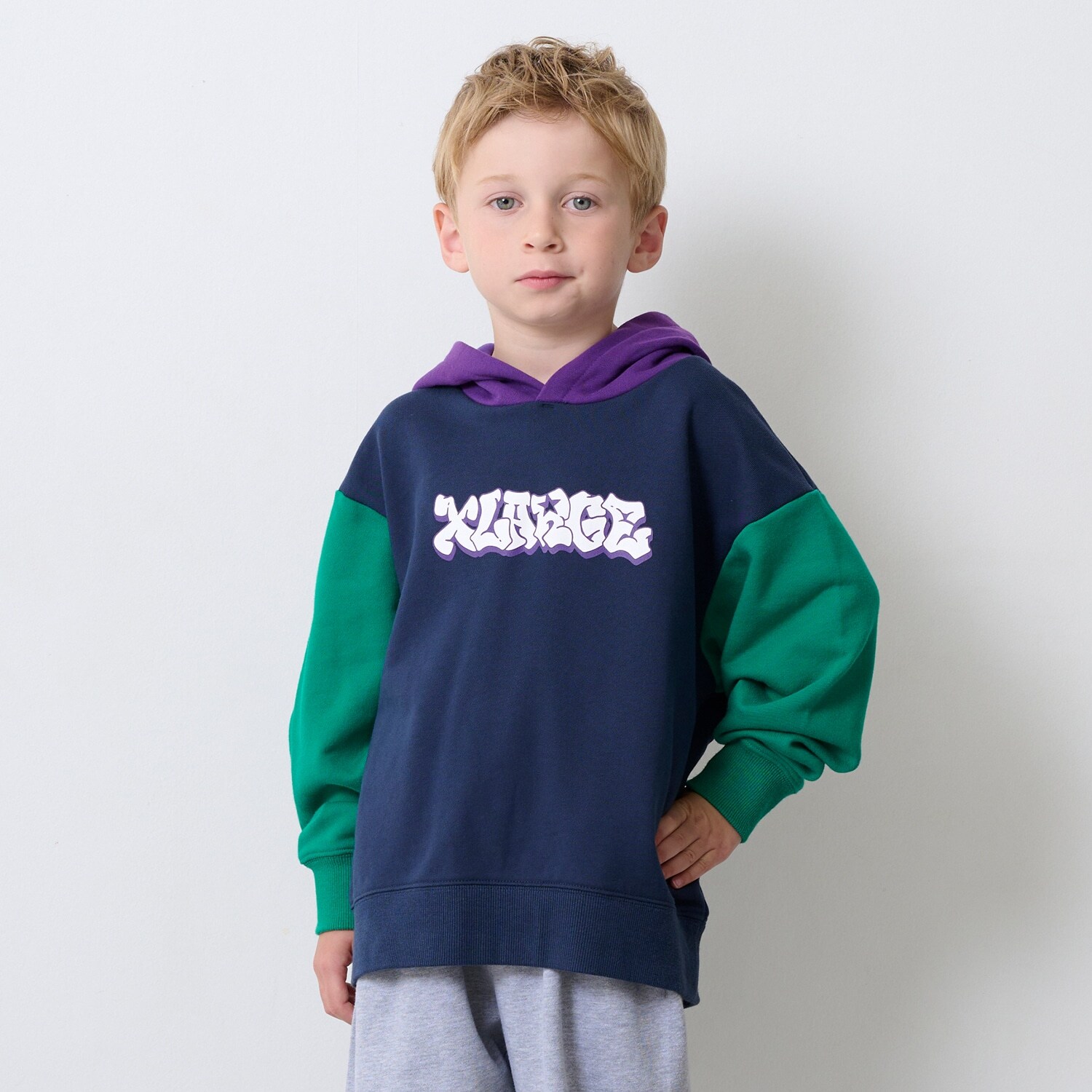 カラーブロックロゴパーカー