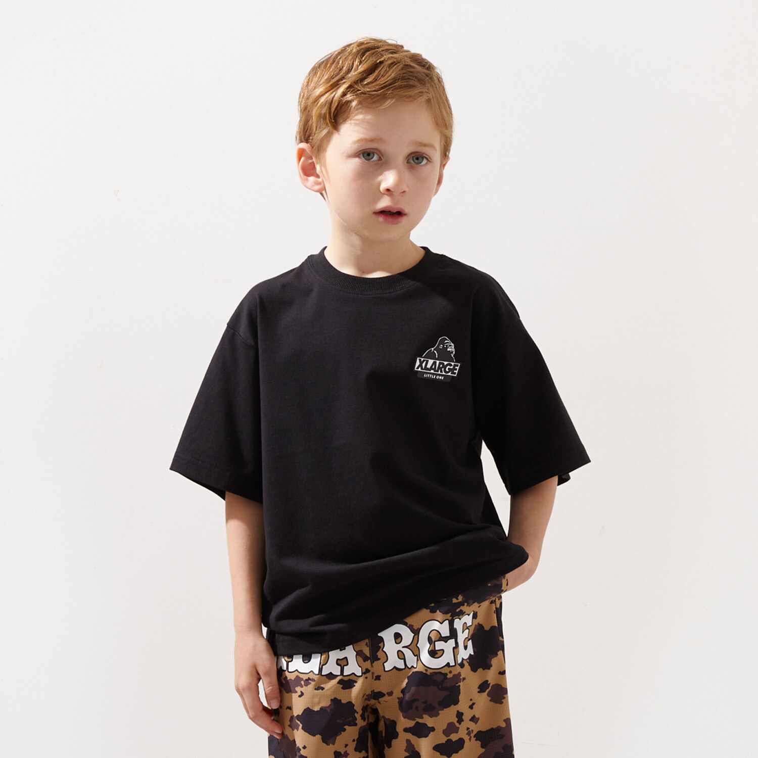 バックロゴ 半袖Tシャツ