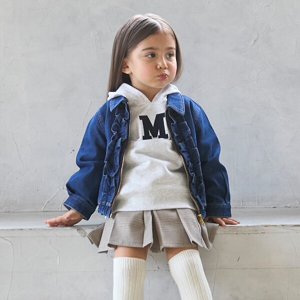 アルファベットパーカー