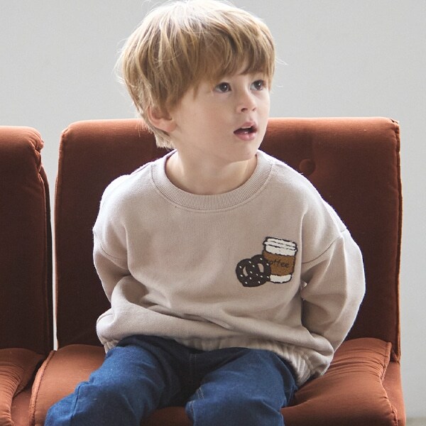 サガラモチーフトレーナー