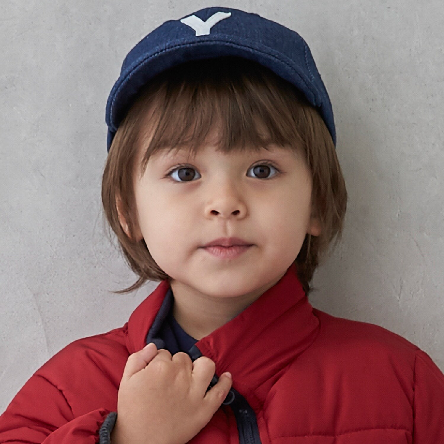 アルファベットロゴキャップ