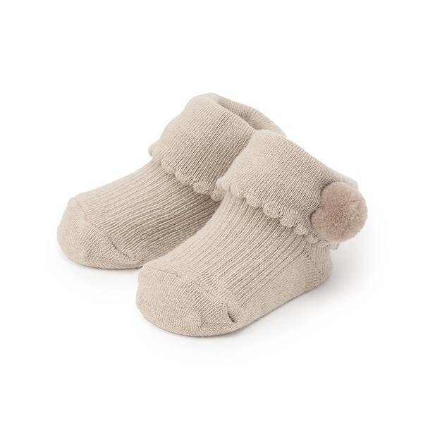 ポンポンつきソックス