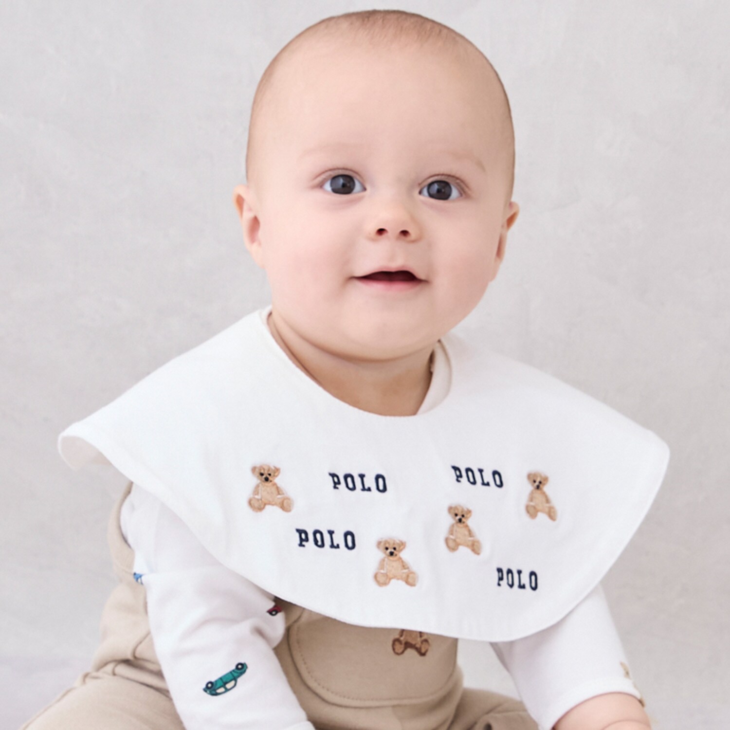 【POLO BCS】モチーフ刺繍スタイ