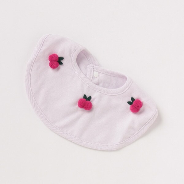 チェリーモチーフつきスタイ