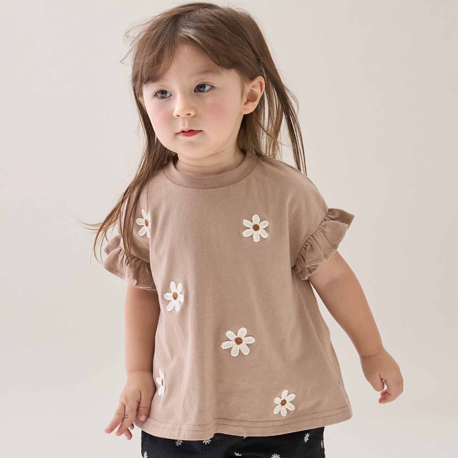【接触冷感】袖フリル刺しゅう半袖Tシャツ