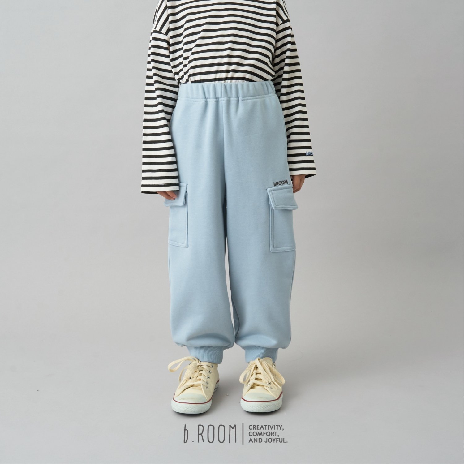 【デイリースタンダードウェアシリーズ】【吸水速乾】ゆったりシルエットのカーゴスウェットパンツ