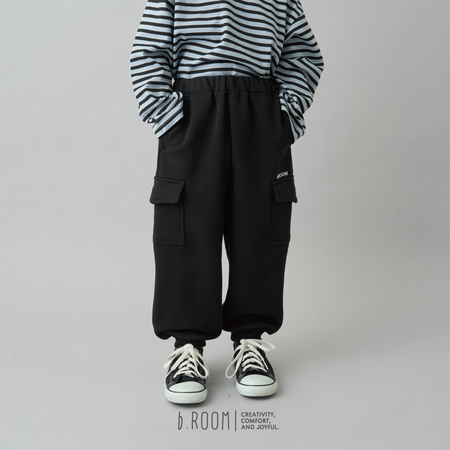 【デイリースタンダードウェアシリーズ】【吸水速乾】ゆったりシルエットのカーゴスウェットパンツ