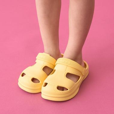 【フロントカバーで安心】EVAサンダル