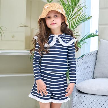 【SWIM】【UV加工】アソート総柄衿付きフリルラッシュガード＆パンツセット