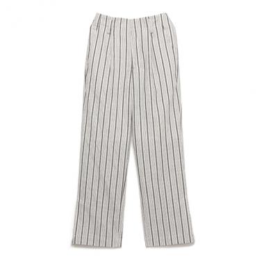 裾スリットパンツ