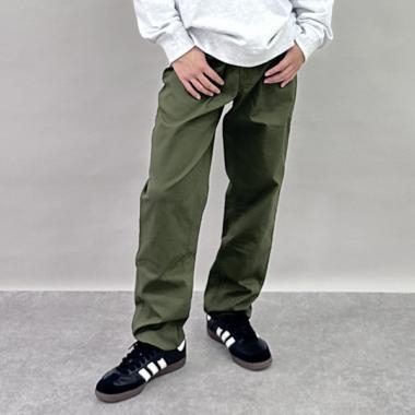 綿ポリストレッチツイル・スリムパンツ