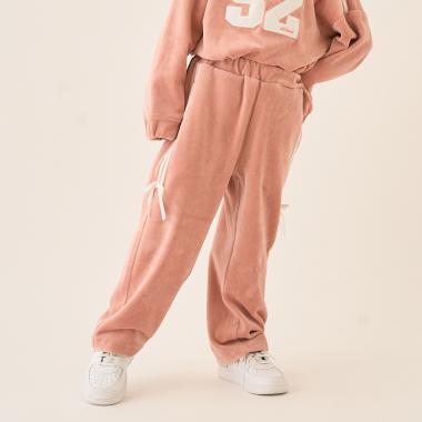 ベロアパンツ