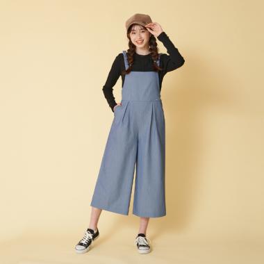 タックワイドサロペットパンツ