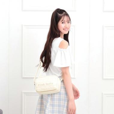 横型ショルダーバッグ