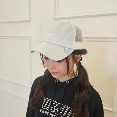 ロゴ刺繍メッシュキャップ