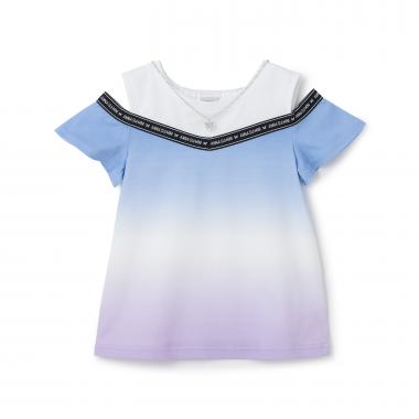 ネックレスつきロゴテープTシャツ