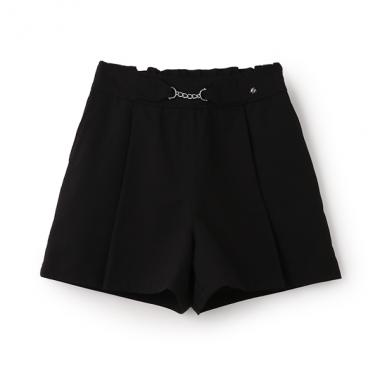 【人気商品再入荷】【直営店で取り扱い無し】チェーンベルト付きショートパンツ