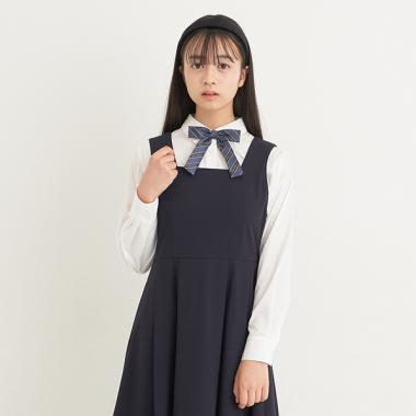 エンブレム刺しゅうブラウス