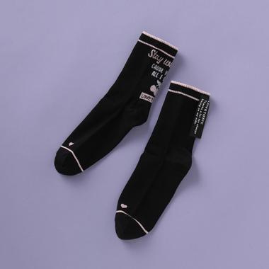 ロゴテープつきチェリークルーソックス