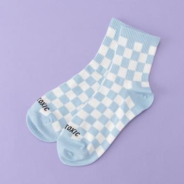 フラッグチェッククルーソックス