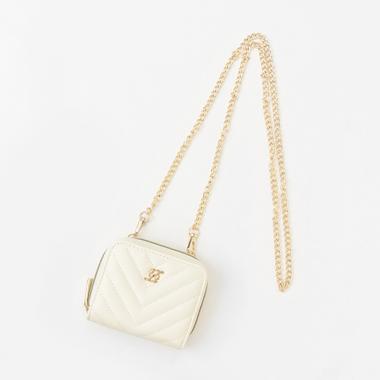 ショルダーつきキルティング財布