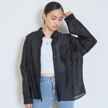 インナーつきシアーシャツ