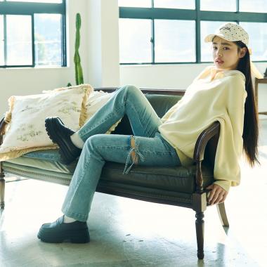 【ストレッチ】スリットリボンフレアデニムパンツ