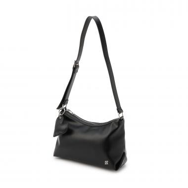 チャームつき合皮ショルダー