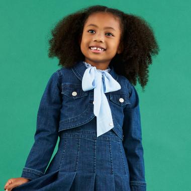 ボウタイブラウス