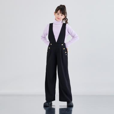 Vネックサロペットパンツ