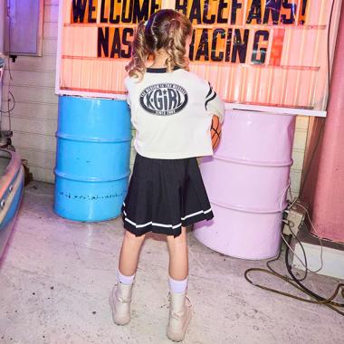 オーバルロゴライントレーナー+ラインプリーツスカートセット